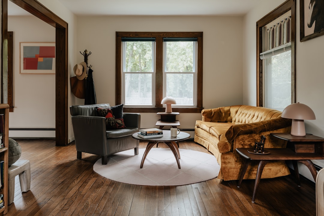 Photo Minimalist table lamp